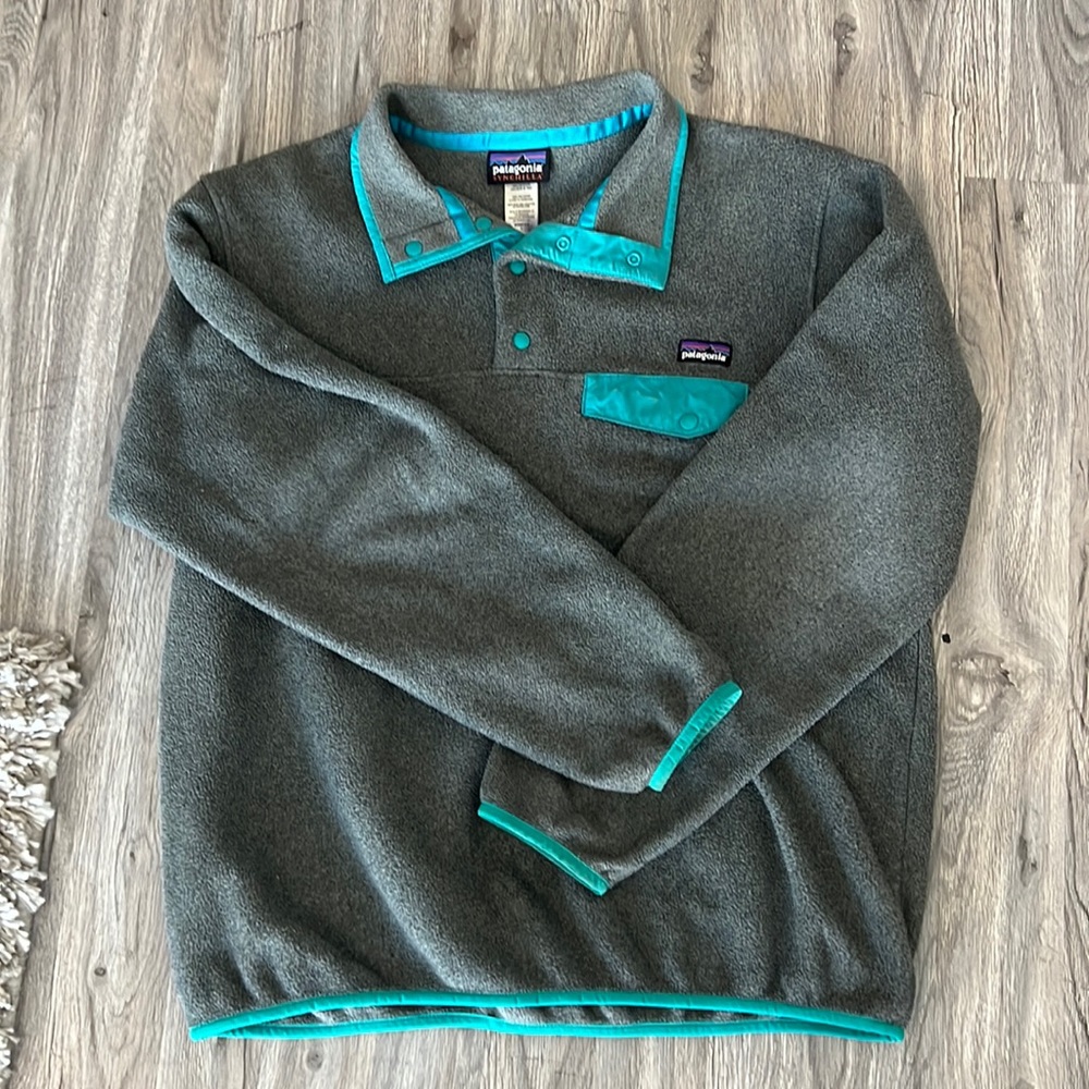 PATAGONIA LIGHTWEIGHT SYNCHILLA SNAP-T FLEECE PULLOVER WOMEN'S Grey and green